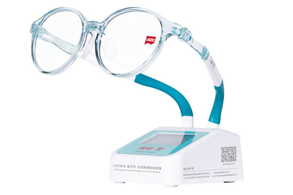李白星同学智能眼镜赋能青少年近视管理，亮相高交会3E亚洲消费电子展会